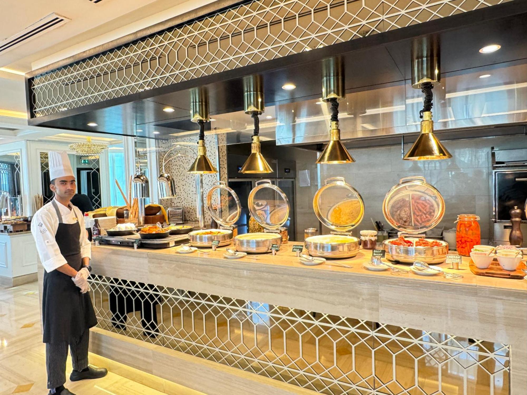 Shaza Doha Ξενοδοχείο Εξωτερικό φωτογραφία A buffet at the Taj Mahal Palace, Mumbai, India